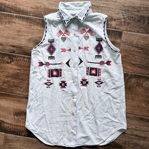 Cambridge Country Store Vintage Embroidered Americana Sleeveless Denim Shirt,6